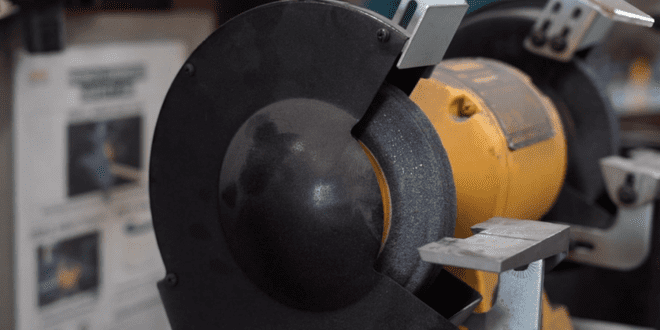 How to Use a Bench Grinder (1)